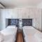 Seaview Luxury Suite by PS