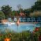 Private Hot Tub Sauna Ski Indoor Pool Bee