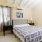 2 Bedroom Apartment at Maynards