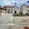 Apartment Simon - Old Stone Charm, Central Bol Life