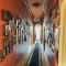 The Red Door: Expansive Home/Pool/4 BR w Ensuites