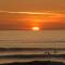 Luxury Cottage close to Cliffs & Surfing Beaches!
