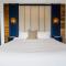 Villa Azure Ocean Parks Seaside Luxe Retreat