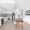 New Modern 2BR 2baths Apt in Homebush Sleeps 6 - Sydney