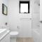 New Modern 2BR 2baths Apt in Homebush Sleeps 6 - Sydney