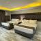 1A Express Hotel