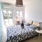 City Center: Your Urban Retreat- 100m to the beach