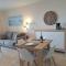 Esmeralda Seaview-Suites
