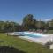 Nicely decorated apartment with private pool - Galižana