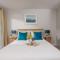 Sandyford, Holywell Bay