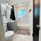 Entire Home near SLC. Family Friendly & King Suite - بونتيفول