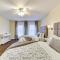 Pet-Friendly Tobyhanna Escape Near Hiking and Skiing