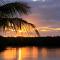 River Wilderness Waterfront Cabins - Everglades City