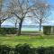 Waterfront Apartmanok