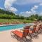 NEW Const Sleeps 6 Pool - close to Pkwy