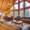 Hot Tub, Deck and Beach Access Albrightsville Cabin