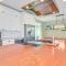 102 - Charming and Fun Family Oasis Near Downtown