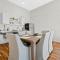 The Brick House-Walk DT or U of A- 3 Suites - فايتيفيل The Brick House-Walk DT or U of A- 3 Suites - فايتيفيل