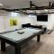 Modern Apartment with Pool Table! Pet-friendly! - Columbus