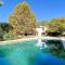 Villa élégante à Lambesc avec spa