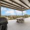 Lakeview Retreat: Terrace BBQ