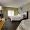 Holiday Inn Express Hotel & Suites Bryan-Montpelier, an IHG Hotel - Holiday City