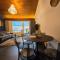 Lakeview Loft*Lake/Ferry access* Central