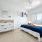 Casa Rame Beachfront, amazing seaview, Air-con