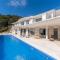 Gran Piscina Hidromasaje playa privada y sauna