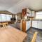Lovely Caravan With Decking And Free Wifi At Valley Farm, Essex Ref 46610v - Great Clacton