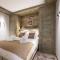Falcon Lodge by Alpine Resorts