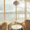 Seaside Escape - 2 Bedroom Home with Stunning Views - Velbastaður