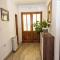 Prostrani apartman sa divnim dvorištem - 特雷比涅