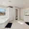The Genesis-Bike Friendly-Hot Tub- Sleeps 15