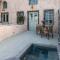 Frescoes Luxury Suites - ميساريا