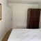 Spacious - 3 double beds - Wi-Fi - Central Northwood - Free Parking - Northwood