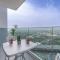 Vogue Al Wasl 1 Residence West 13th Floor with Large Balcony for view of Sheikh Zaid Road and One Za'abeel Tower and Burj Khalifa, Walkable to Metro with Easy Access to Sheikh Zayed Road & Dubai World Trade Centre - Dubaj