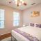 ALOHA! Hawaii in The Woodlands 5BD/3BA Sleeps 10 - Conroe