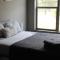 Spacious 2BR Suite Plus Patio Near Iowa State - أيمز