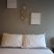 Spacious 2BR Suite Plus Patio Near Iowa State - أيمز