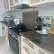F30,R3,Sunrise on the beach,1room inside 3bedroom apartment,(separate washroom outside) - 阿吉曼