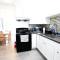 2BR APT with Brand new super quite AC, Washer, Dryer, Free EV Station, Free Parking in Cupertino - سانيفيل