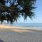 Hamptons Style Beach Retreat in Noosas Heart