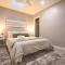 Cozy Home with Spa, Arcade, near Disney & Expo