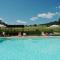Appartement in Figline Valdarno mit Grill, gemeinsamem Pool und Garten