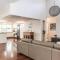 ‘Villa Ohana Pono’ Luxury Family Home in Sunshine