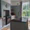 Spacious home, by Headingley Stadium, LGI, Leeds Arena, and the University of Leeds