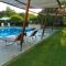Ferienvilla mit privatem Pool und großem, ausgestattetem Garten mit Zitrus- und Olivenbäumen in der Nähe von Syrakus