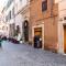 APPARTAMENTO CON TERRAZZINO AL PANTHEON