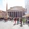 APPARTAMENTO CON TERRAZZINO AL PANTHEON